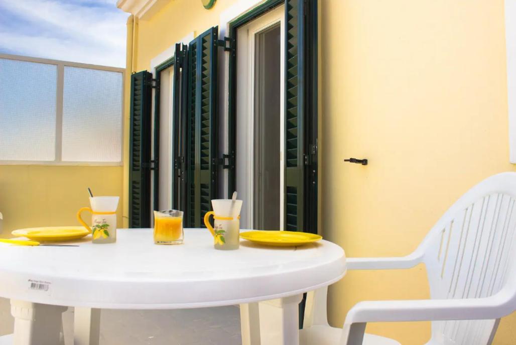 Blife Olaya Private Rooms Ольян Экстерьер фото